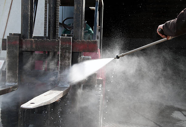 Professional Pressure Washing Services in Carrollton, MO